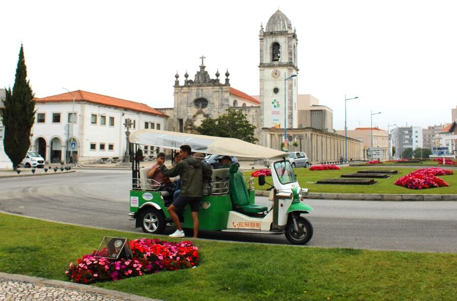 Tuk Tuk Tour in Aveiro - Sé de Aveiro and the Museum of Princess Joana