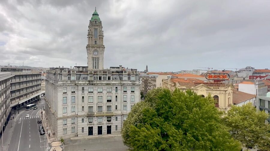 Unveiled Secrets of Porto + Olive Oil Tasting - Palacio da Bolsa and the Arab Room
