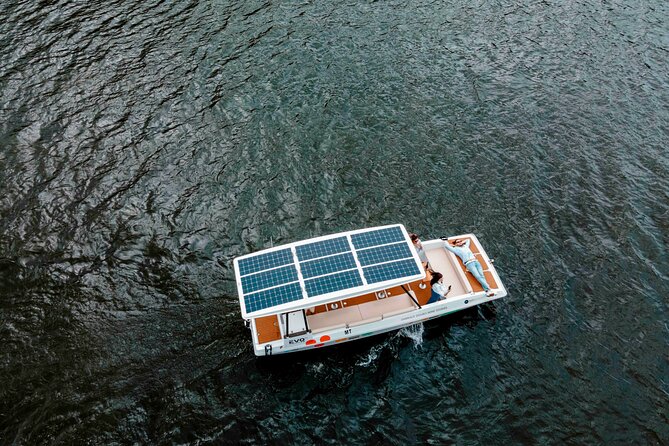 Valley of the Douro: Private Tour Electric Boat 1h With Wine Tasting - What you see during the one-hour route