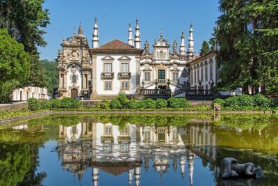Vintage car ride in Vila Real