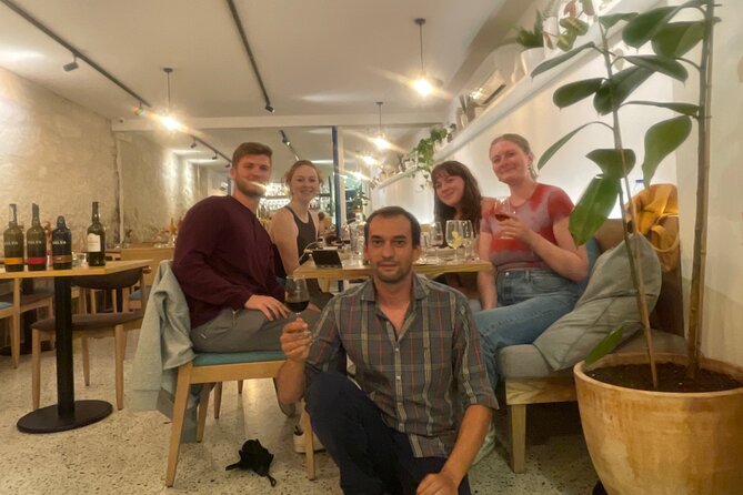 Wine tasting of 5 Port Wines with a Sommelier - Why the Douro explanation matters in Porto