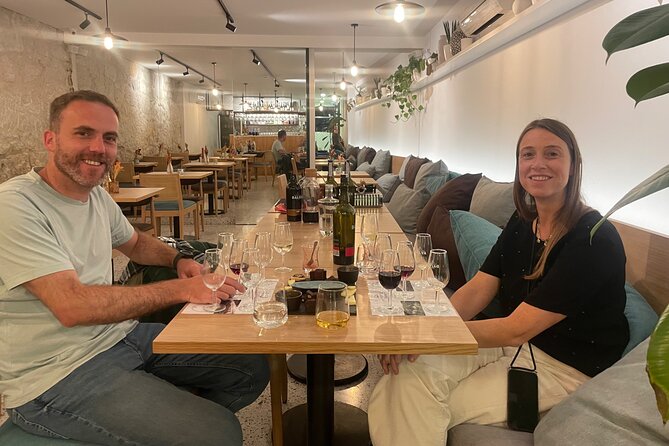 Wine tasting of 5 Port Wines with a Sommelier - Who will get the most from this tasting