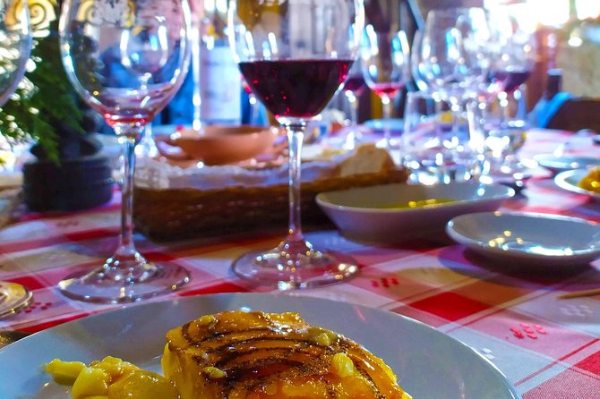 Wine Venture and Boat Trip in Douro Valley from Porto - Peso da Régua: lunch at the second winery