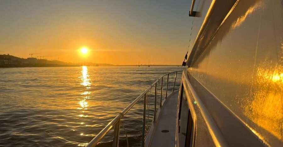 Yacht Douro Tour - Starting at R. do Ouro 160